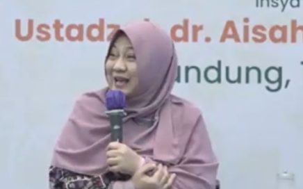 Kajian Ketahanan Keluarga Era Digital oleh dr. Aisah Dahlan di Masjid Raya Al Jabbar