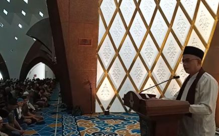 Khotbah Jumat Bambang Q Anees Masjid Raya Al Jabbar