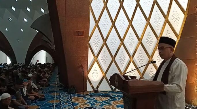 Khotbah Jumat Bambang Q Anees Masjid Raya Al Jabbar
