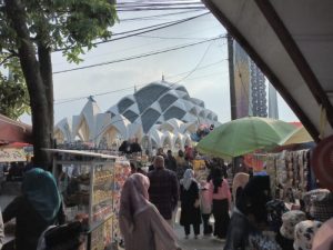 Bazar Al Jabbar Pujasera Depan Masjid Raya Al Jabbar