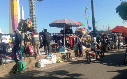 Pemkot Bandung Tidak Tegas PKL Masjid Raya Al Jabbar
