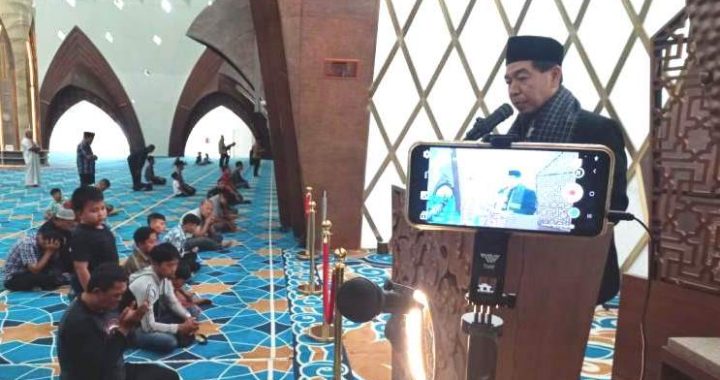 Ceramah Subuh dan Dzuhur Masjid Raya Al Jabbar