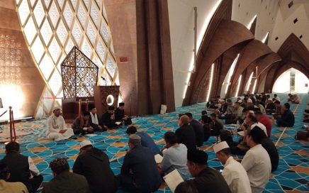Malam Nishfu Sya'ban Masjid Raya Al Jabbar