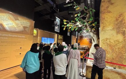 Peringati Maulid Nabi, Siswa SD Kuntum Cemerlang Kunjungi Masjid Raya Al Jabbar