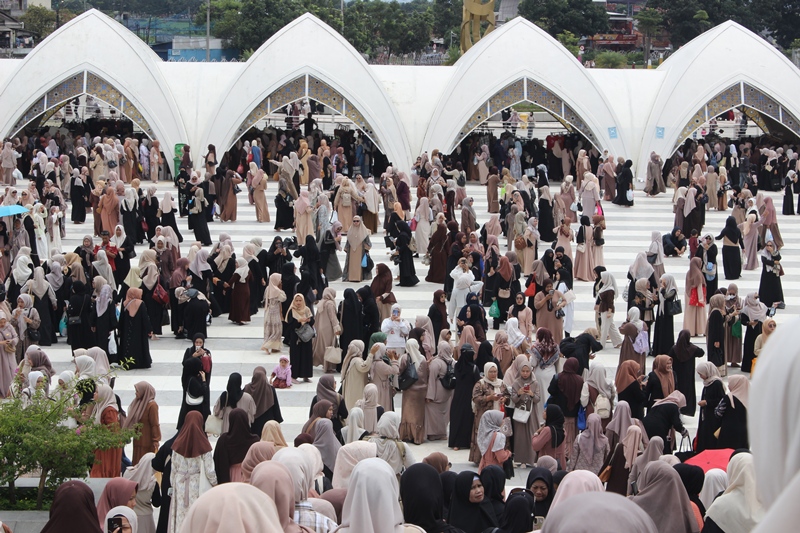 Galeri Foto: Kajian Hipnoterapi Umma Ilmia Amalia Part 3 di Al Jabbar