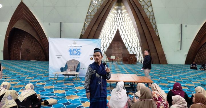 Galeri Foto: Kajian Istimewa Ustadz Maulana