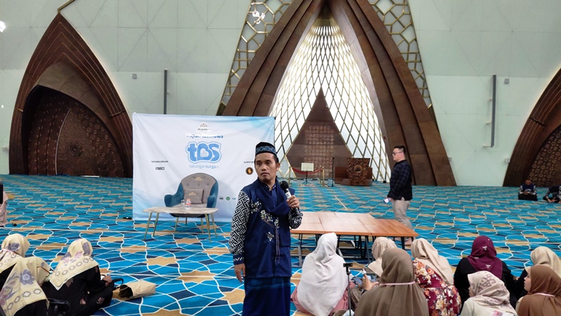 Galeri Foto: Kajian Istimewa Ustadz Maulana