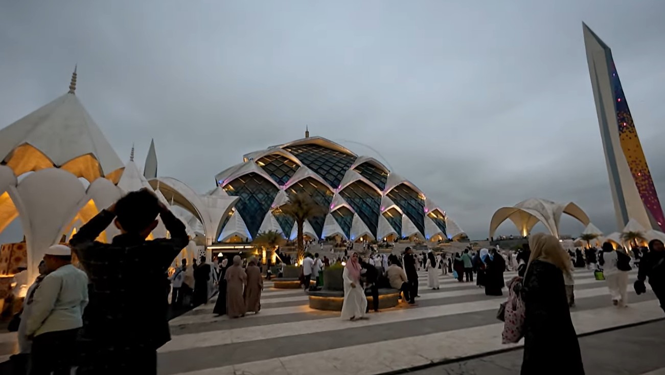 Idul Fitri 1447 H Masjid Raya Al Jabbar