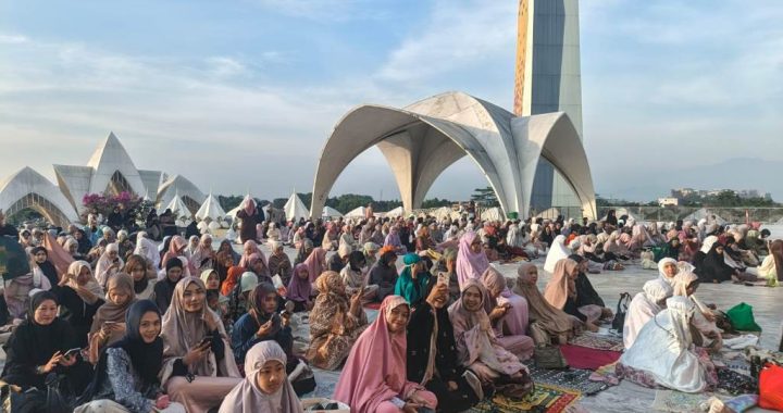 Lebih dari 50 Ribu Jamaah Hadiri Shalat Idul Adha Al Jabbar