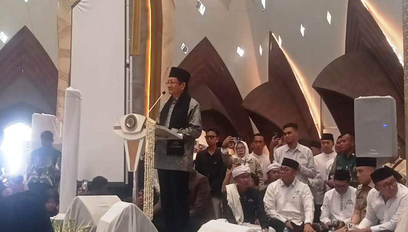 KDM Sambut Tahun Baru 1448 Hijriyah di Masjid Raya Al Jabbar