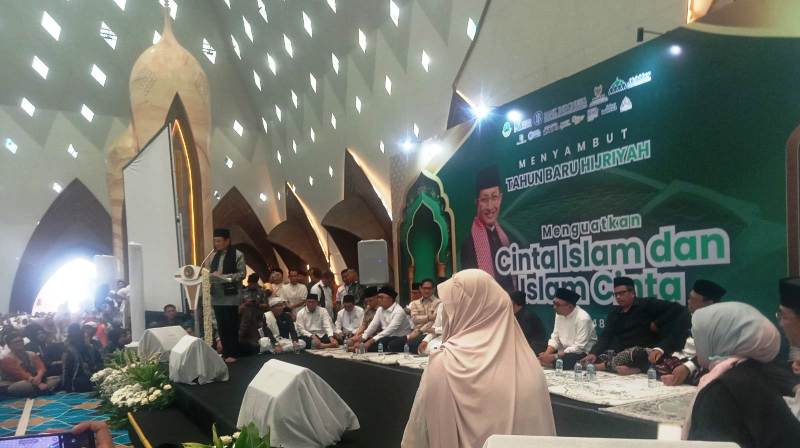 KDM Sambut Tahun Baru 1448 Hijriyah di Masjid Raya Al Jabbar