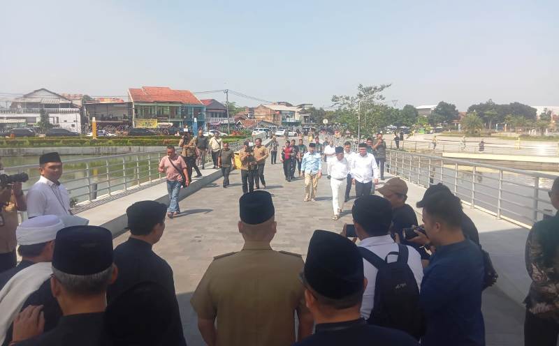 KDM Sambut Tahun Baru 1448 Hijriyah di Masjid Raya Al Jabbar